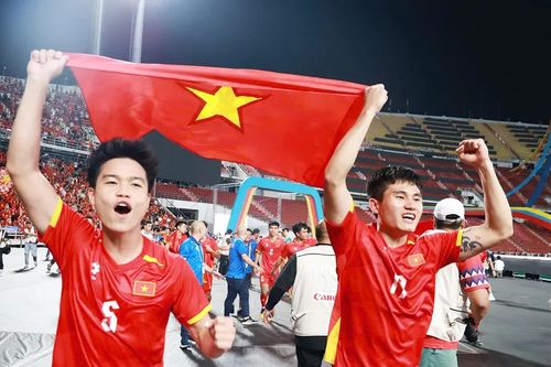Giải thưởng Quả bóng vàng Việt Nam 2025: Bóng đá Việt soi mình trong ánh vàng