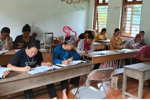 Lớp học gieo niềm tin ở Phiêng Tạc