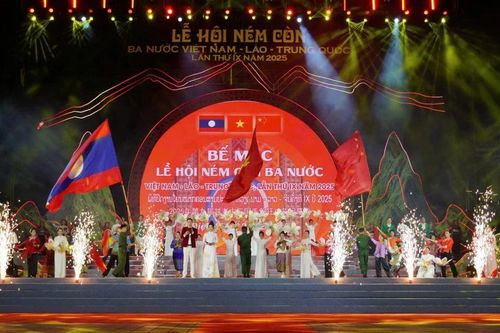 Vang mãi bài ca hữu nghị Việt - Lào - Trung trên mảnh đất Điện Biên lịch sử