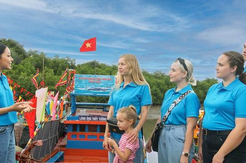 Đánh thức mạch nguồn – định vị lại bản đồ du lịch Việt trên thế giới
