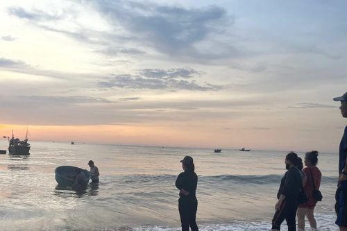 Ra biển mưu sinh mùa gió chướng