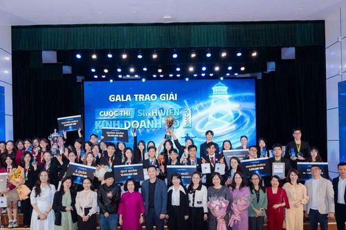 Đề bài doanh nghiệp làm nóng sân chơi chung kết Sinh viên Kinh doanh số 2025