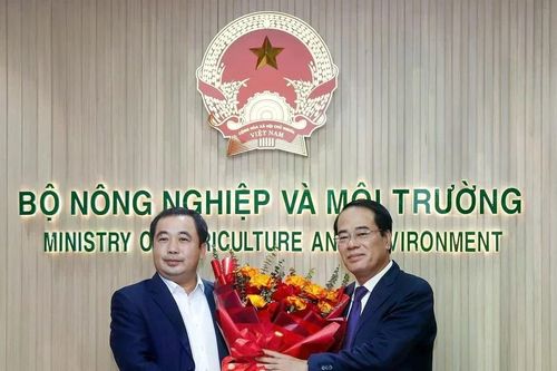 Bộ Nông nghiệp và Môi trường công bố quyết định bổ nhiệm cục trưởng