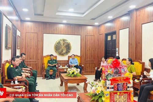 Các đơn vị thăm, chúc mừng Tòa án Quân sự Quân khu 7 dịp 22/12