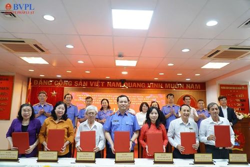 VKSND TP Hồ Chí Minh ký quy chế phối hợp thực hiện Nghị quyết 205/2025/QH15 của Quốc hội
