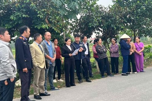 VKSND khu vực 6, tỉnh Ninh Bình tham gia kiểm sát việc xem xét, thẩm định tại chỗ của Tòa án