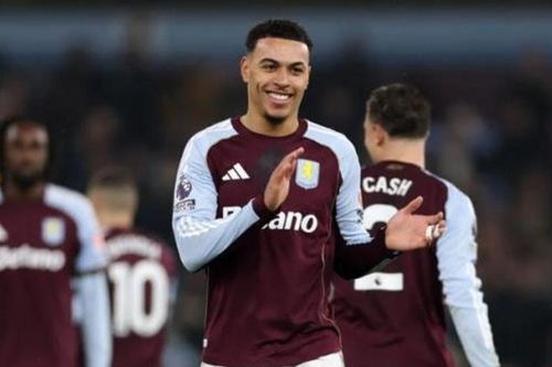 Aston Villa 2-1 Man Utd: Màn 'chào hàng' hoàn hảo của Rogers