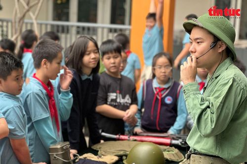 Nuôi dưỡng tình yêu lịch sử dân tộc trong thế hệ trẻ