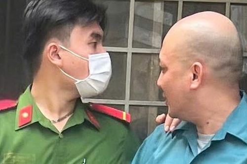 Vụ buôn lậu hơn 18.000 lốp ô tô: Cựu lãnh đạo doanh nghiệp lĩnh 13 năm tù