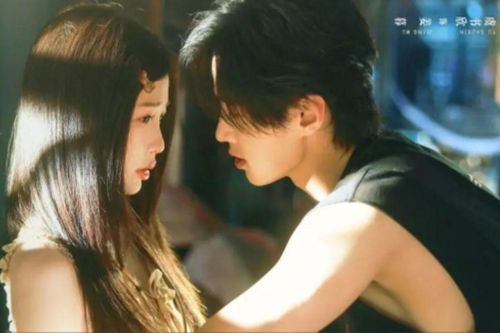 Cùng nhận ý kiến trái chiều: Vụng trộm không thể giấu tạo nên cơn sốt, Song Quỹ của Ngu Thư Hân bị pressing trên mọi mặt trận