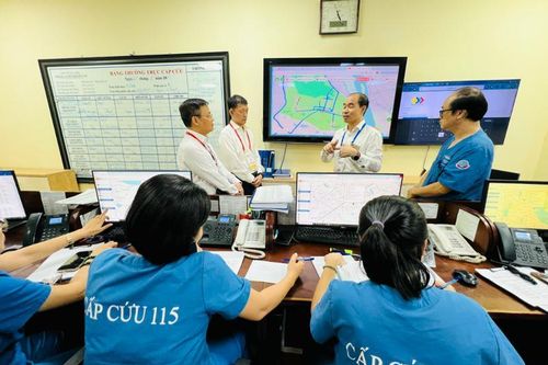 Bão chồng bão, ngành Y tế dồn lực cấp cứu, cung ứng thuốc