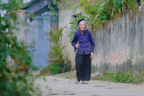 Những người ở phía sau cuộc chiến...