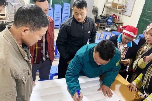Xã Cốc San: Tập huấn nâng cao kỹ năng tuyên truyền cho thành viên tổ truyền thông cộng đồng