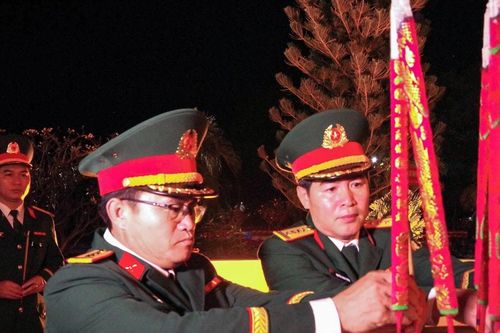 Tri ân các anh hùng liệt sĩ tại Nghĩa trang Liệt sĩ Bình Thuận