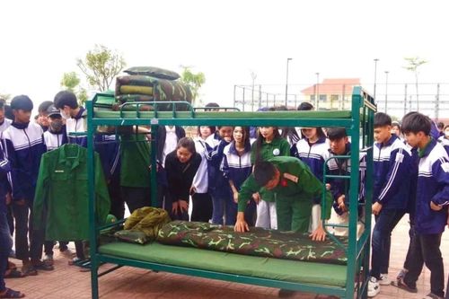 Giáo dục truyền thống 'Bộ đội Cụ Hồ' từ những hoạt động trải nghiệm thực tế