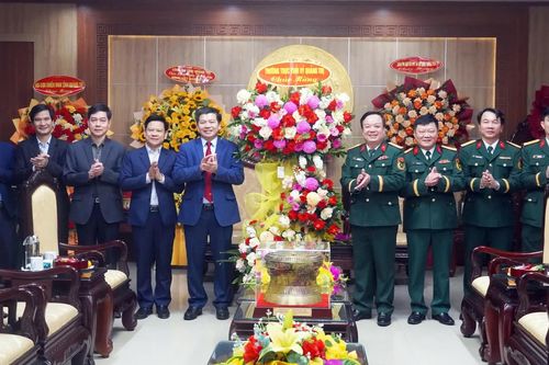 Lãnh đạo tỉnh thăm, chúc mừng Bộ CHQS tỉnh nhân Ngày thành lập Quân đội nhân dân Việt Nam