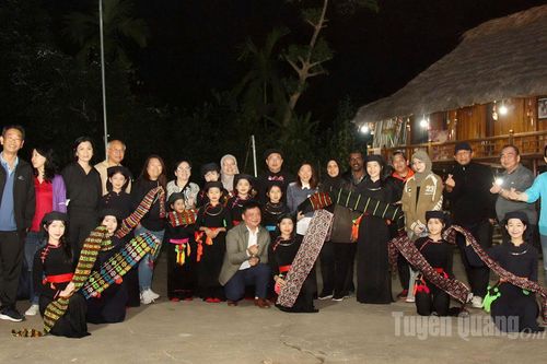 Đoàn Famtrip quốc tế khảo sát sản phẩm du lịch tại Tuyên Quang
