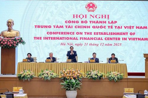 Trung tâm tài chính quốc tế đi vào hoạt động: Biểu tượng của tinh thần dám nghĩ lớn, làm lớn