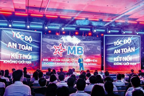 AI đang định hình lại cuộc chơi ngành Ngân hàng