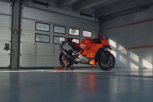 KTM ngừng bán mô tô RC 390 trên toàn cầu