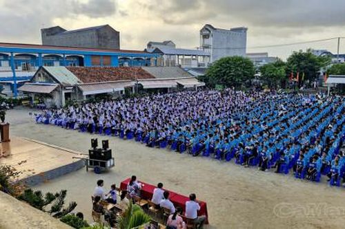 Hơn 1.500 học sinh được giáo dục truyền thống Quân đội Nhân dân Việt Nam
