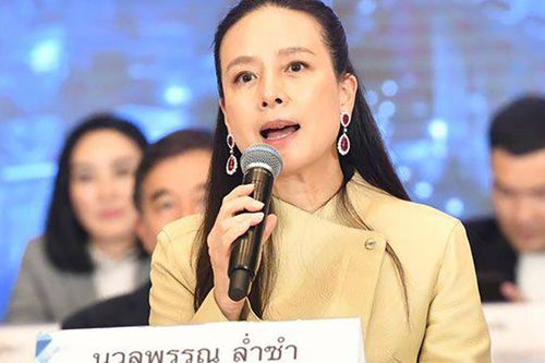 Bóng đá Thái Lan thua bẽ bàng ở SEA Games, truyền thông đòi Madam Pang xin lỗi