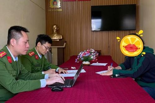 'Nghe lỏm' có vụ bắt cóc trẻ con, người phụ nữ vội đăng Facebook để tăng tương tác