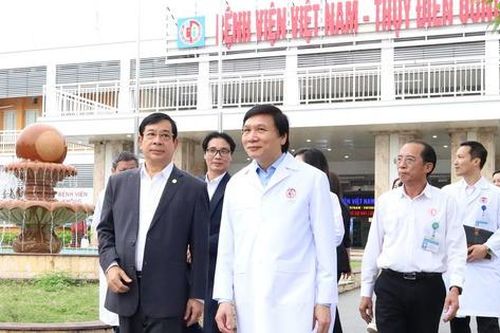 Quyết liệt xây dựng môi trường bệnh viện không khói thuốc