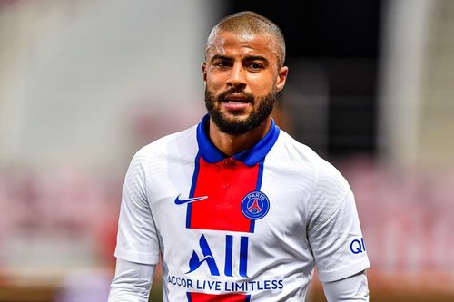 Rafinha treo giày ở tuổi 32