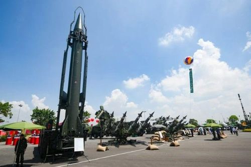 Bài 2: Đề cao trách nhiệm chính trị, tạo bước đột phá chiến lược