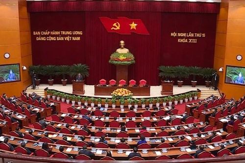 Trung ương thông qua nhân sự giới thiệu vào Bộ Chính trị khóa XIV