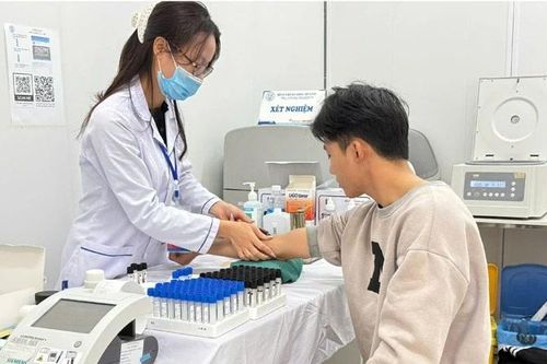 Giúp người dân được thụ hưởng dịch vụ y tế chất lượng cao ngay tại nơi mình sinh sống