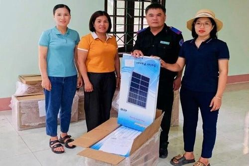 Hỗ trợ cải thiện đời sống người dân vùng đệm khu dự trữ thiên nhiên Thần Sa-Phượng Hoàng