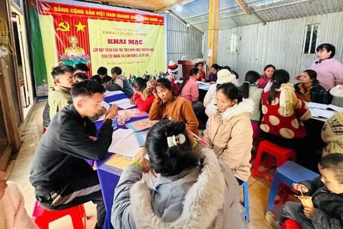 Duy trì bản sắc văn hóa ở 'quê hương' của người Mảng
