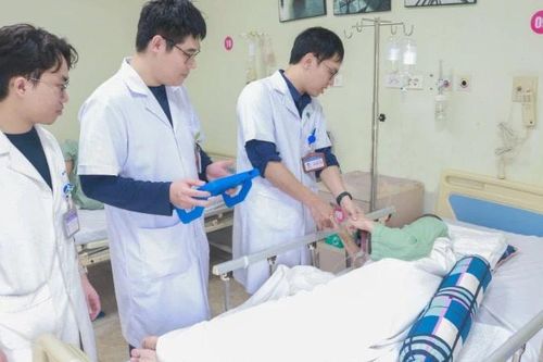 Phẫu thuật thành công cho bệnh nhân bị dạng cổ chẩm hiếm gặp
