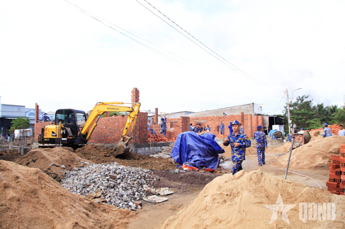 Lữ đoàn 162 tăng cường lực lượng đẩy nhanh tiến độ 'Chiến dịch Quang Trung'