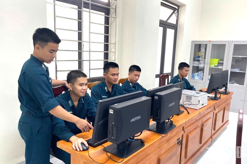 Trung đoàn Pháo phòng không 224 đẩy mạnh cải cách hành chính gắn với chuyển đổi số