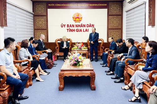 Trao viện trợ của Chính phủ Hoa Kỳ hỗ trợ nhân dân miền Trung phục hồi sau thiên tai