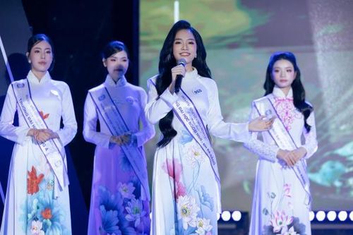 Gala 'Sinh viên nhân ái – Chắp cánh ước mơ' gây quỹ hơn 386 triệu đồng hỗ trợ sinh viên khó khăn