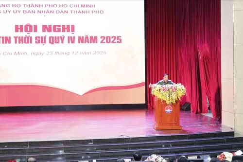 Đảng ủy UBND TPHCM thông tin các vấn đề thời sự quý 4-2025