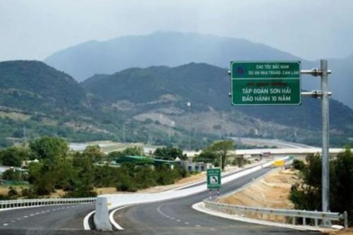 Nhiều vị trí trên tuyến cao tốc Vân Phong - Nha Trang nguy cơ mất ATGT