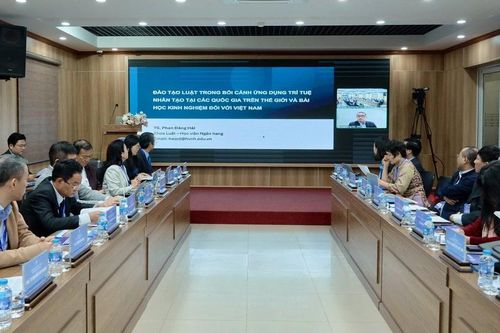 Cấp thiết đổi mới đào tạo luật