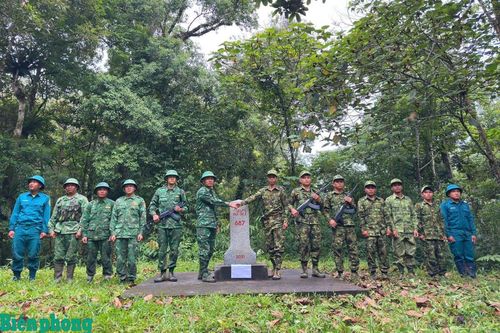 Người lính Biên phòng giữa sắc xanh Trường Sơn