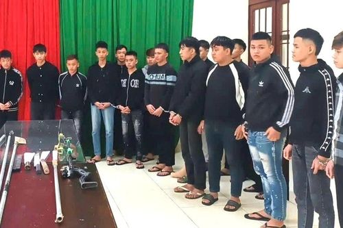 Mang dao, rựa đi đánh nhau trong đêm, nhóm 20 thanh thiếu niên bị khởi tố