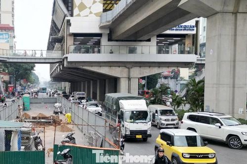 Rào chắn dự án Yên Xá chậm thu hồi, giao thông Trần Phú – Phùng Hưng vẫn ùn ứ