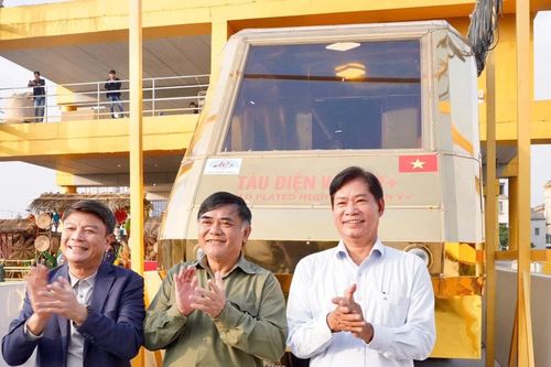 Hà Nội: Khánh thành công trình thử nghiệm 'Đường cao tốc và đường sắt đô thị'