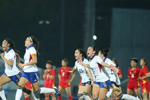 CLB Philippines ngưỡng mộ sự 'ồn ào' thái quá của người yêu bóng đá Việt Nam