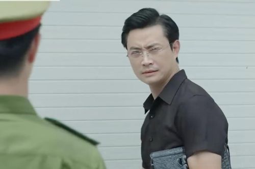 'Lằn ranh' tập 37: Phó giám đốc sở xây dựng sốc khi bị công an khám nhà khẩn cấp
