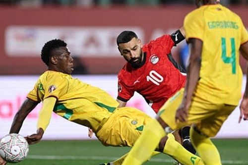 Salah ghi bàn phút 90+1, Ai Cập ngược dòng hạ Zimbabwe