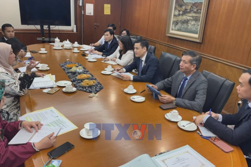 Việt Nam và Malaysia nhất trí hợp tác chống IUU